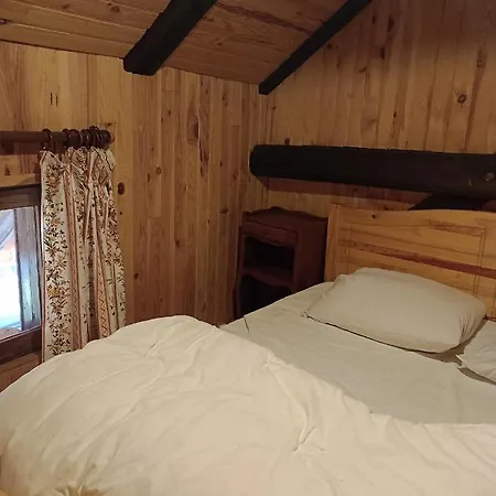 Chalet Chalet Les Chardons La Lechere